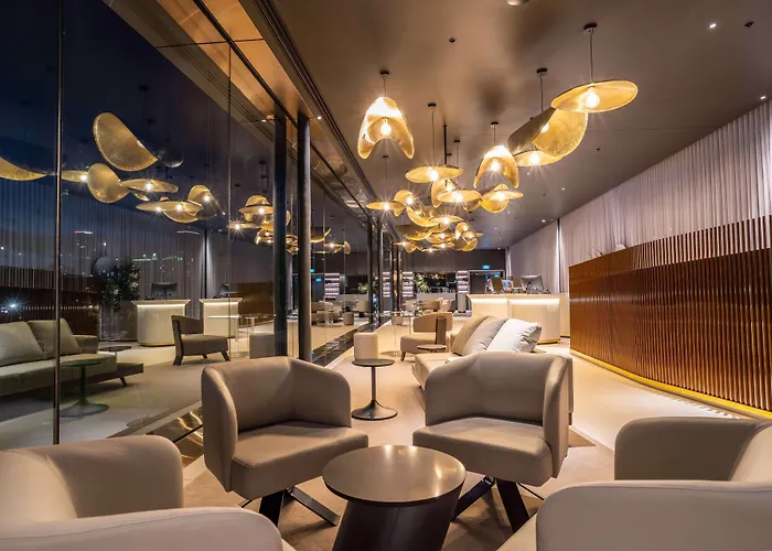 Oval Hotel At Adelaide Oval